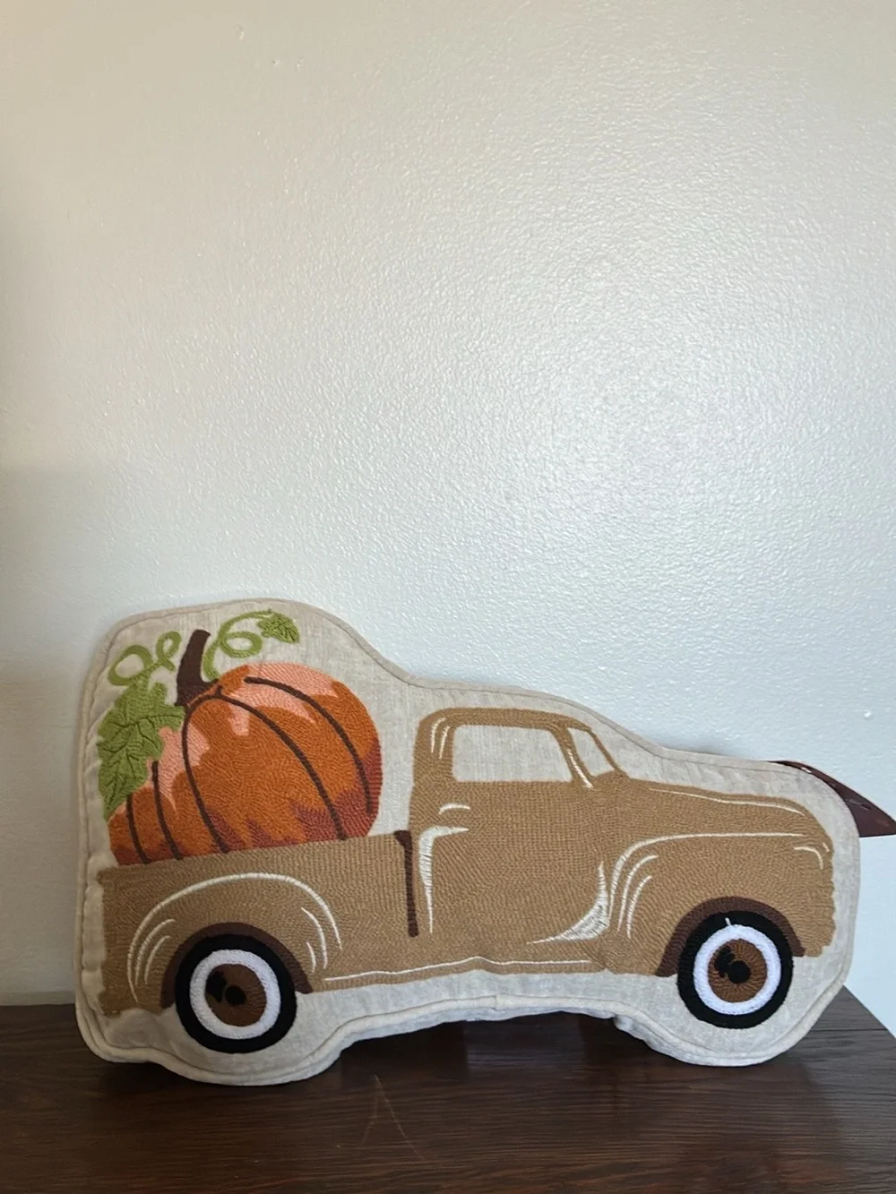 NWT 11x17- Super Soft- Embroidered-Tan Farm Truck w/ Pumpkin Decorative Pillow